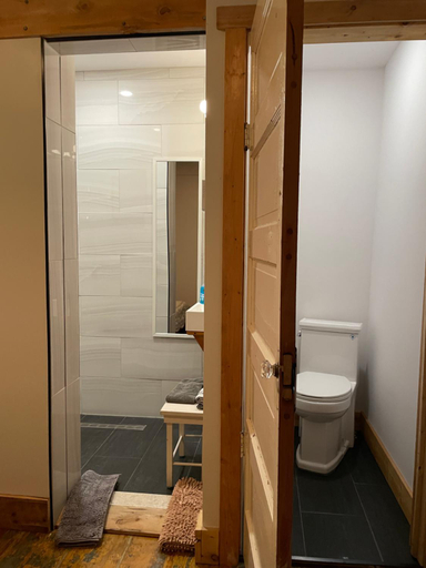 Bathroom 2, Le Tresor du Cachet The Treasure Den, Memphrémagog