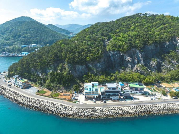 Others 5, Namhae Red Wave Pension, Namhae