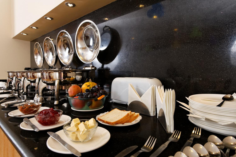 Food & Drinks 5, Silver Oak Hotel, Gurgaon