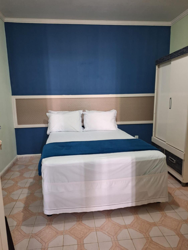 Others 5, Suites Hipolitus, Lagarto