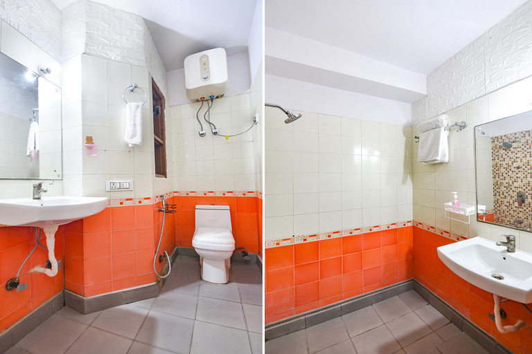 Bathroom 4, FabHotel Prime Prathana, Gautam Buddha Nagar