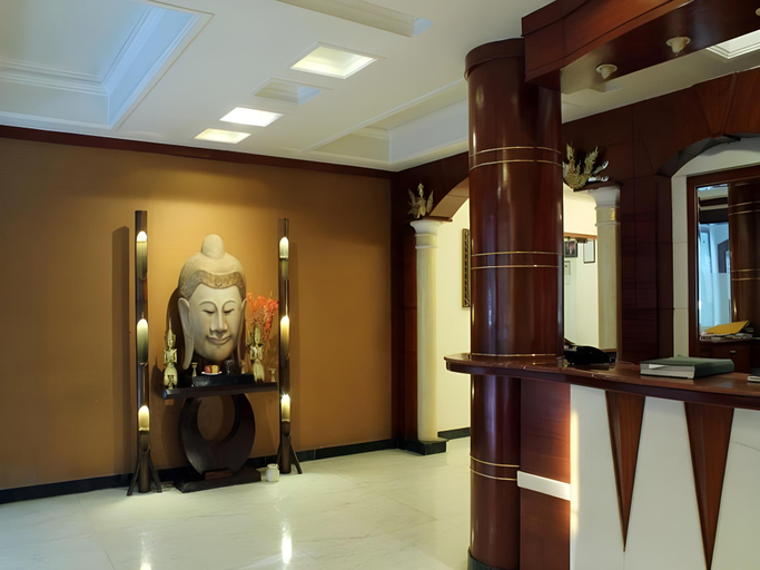 Public Area 2, Hotel Grand President, Delhi