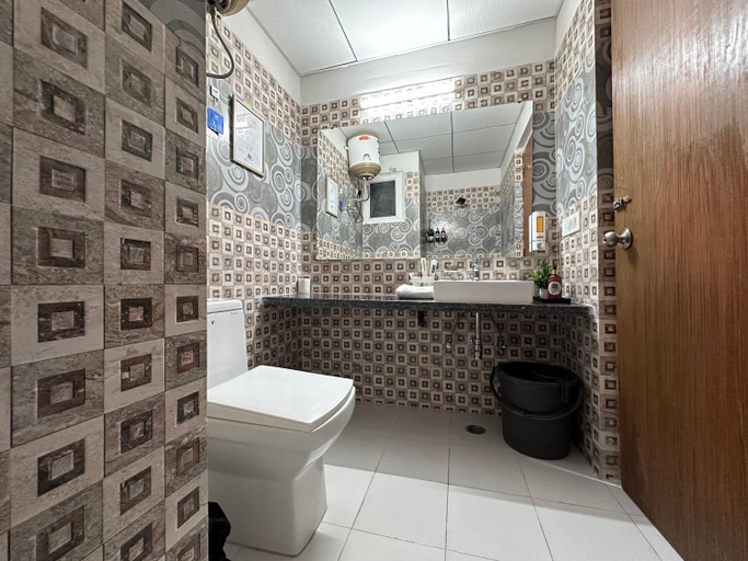 Bathroom 4, Sunset View Paradise, Gautam Buddha Nagar