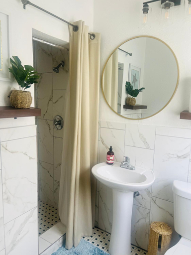 Bathroom 5, Enchanted Escape #6, Volusia