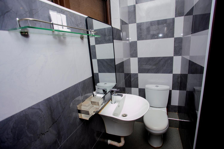 Bathroom 4, Kaloni Hotels, Mukono