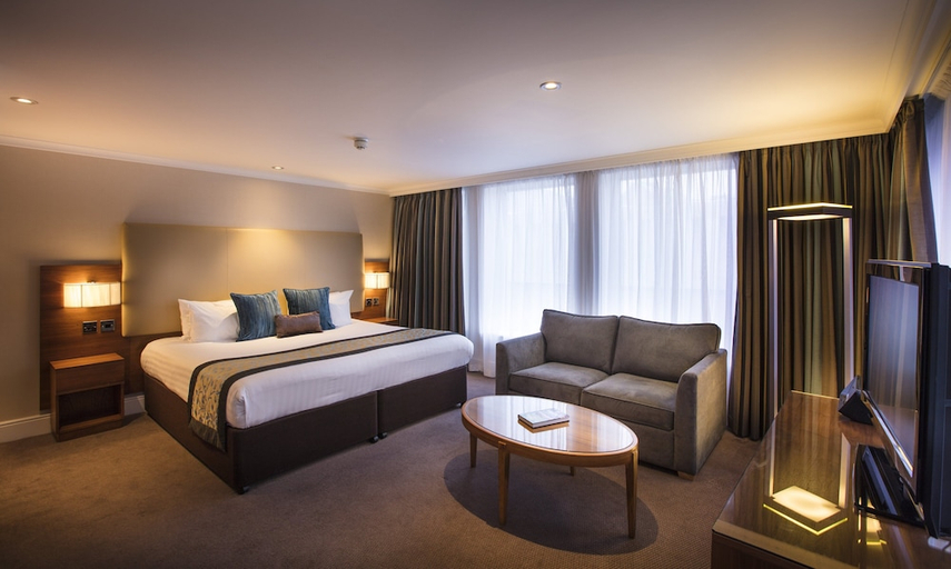 Bedroom 2, Thistle London Trafalgar Square, London