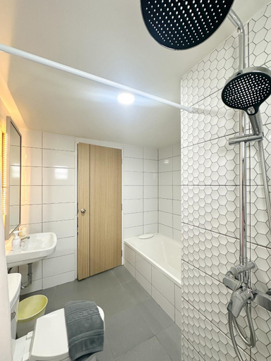 Bathroom 4, i24 Residence - Amata Phase 10, Phan Thong