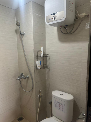 Bathroom 3, Andalas Place at Gateway Pasteur Apartment, Bandung