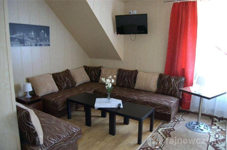 Others 4, Pensjonat w Lupkowie, Sanok