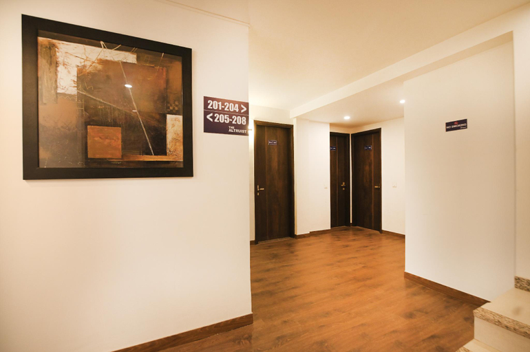 Public Area, Limewood Stay - Cyber Hub, Delhi