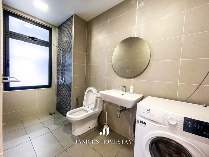 Bathroom 4, Continew Residences by Janice's Homestay, Kuala Lumpur