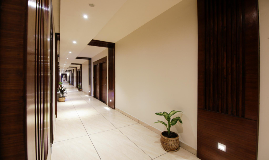 Public Area 3, Treebo Punjabi Nature Residency, Near Faridabad Railway Station, Faridabad