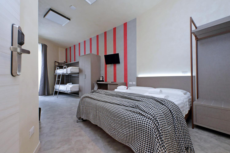 Others 3, Termini Comfort Rooms by Flatinrome, Roma