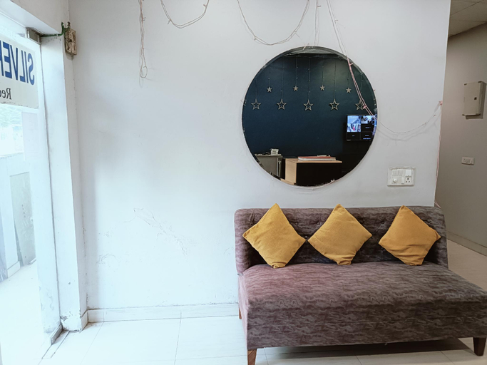 Public Area, Silver Arrow Guest House, Delhi