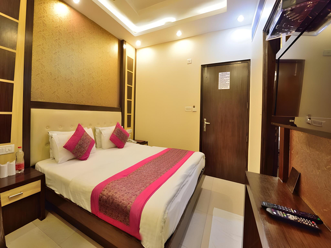 Bedroom 2, Hotel Sonu Dx, Delhi