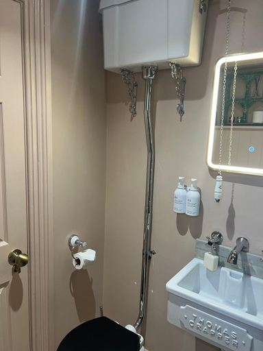 Bathroom 5, Pallant Hideaway, West Sussex