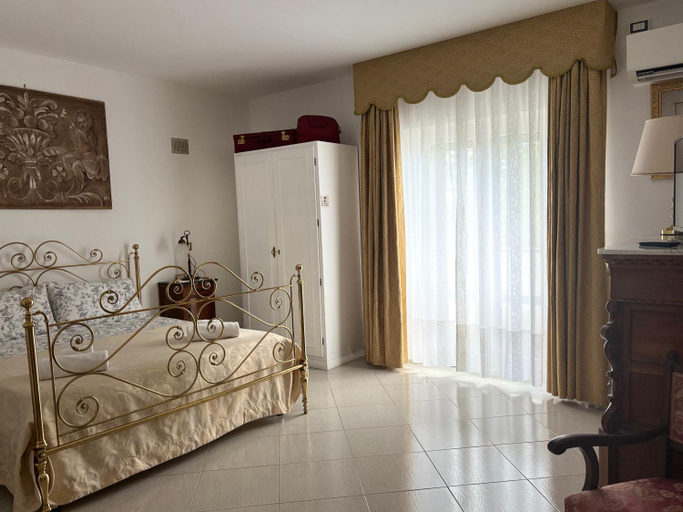 Bedroom 2, Gianmaria B&B, Matera