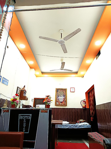 Others 5, Lotus Stay -1 Min Walk in Nizamuddin Railway St, Delhi