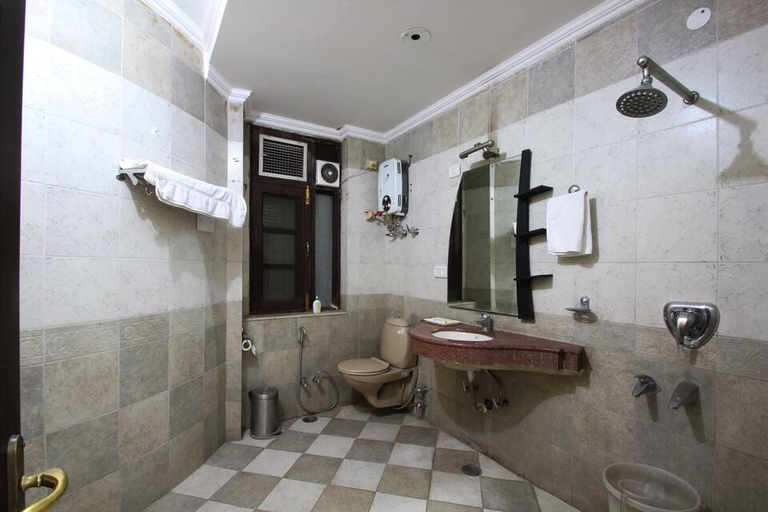 Bathroom 4, Dayal Regency Gurugram, Gurgaon