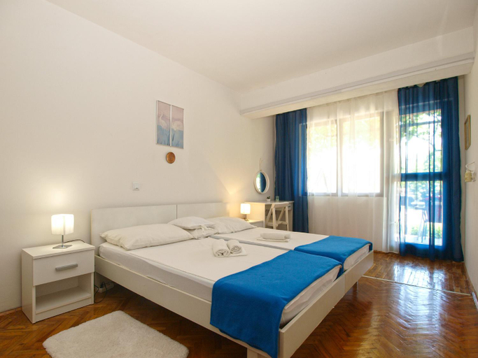 2, Apartments Tomislav 2078, Vodnjan