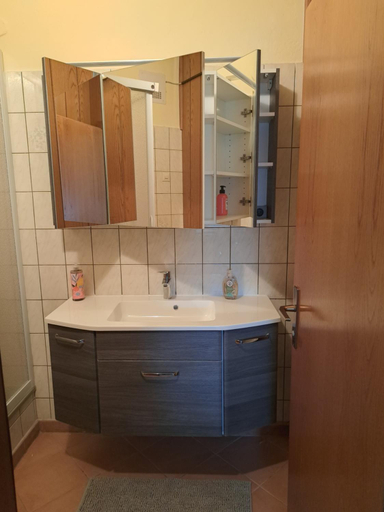 5, Zimmer Kropfmoar, Murau