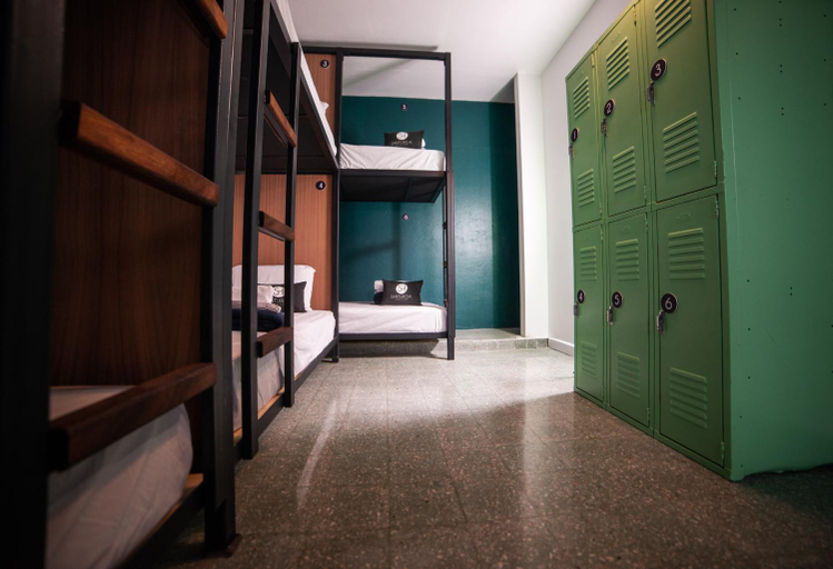Others 3, Santurcia Hostel