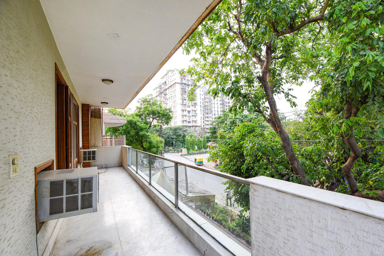 Public Area 3, FabHotel The Lalit Vibes - Nr. DLF Phase 2 & MG Road Metro, Gurgaon