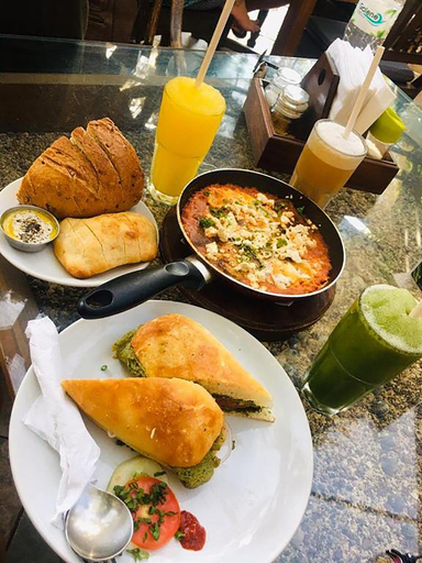 Food & Drinks 5, IP Royal Hotel Couple Friendly, Delhi