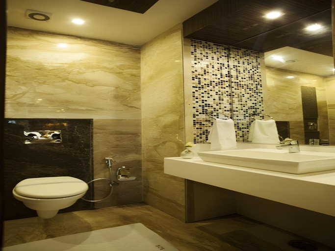 Bathroom 4, HOTEL DELHI 55 @ NEW DELHI RAILWAY STATION                                                      , Delhi