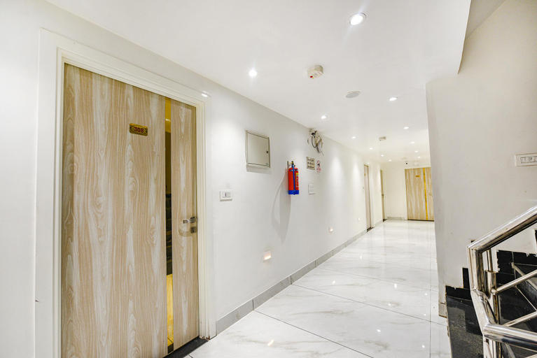 Public Area 3, Fabhotel Luxury Inn Adarsh Nagar, Delhi