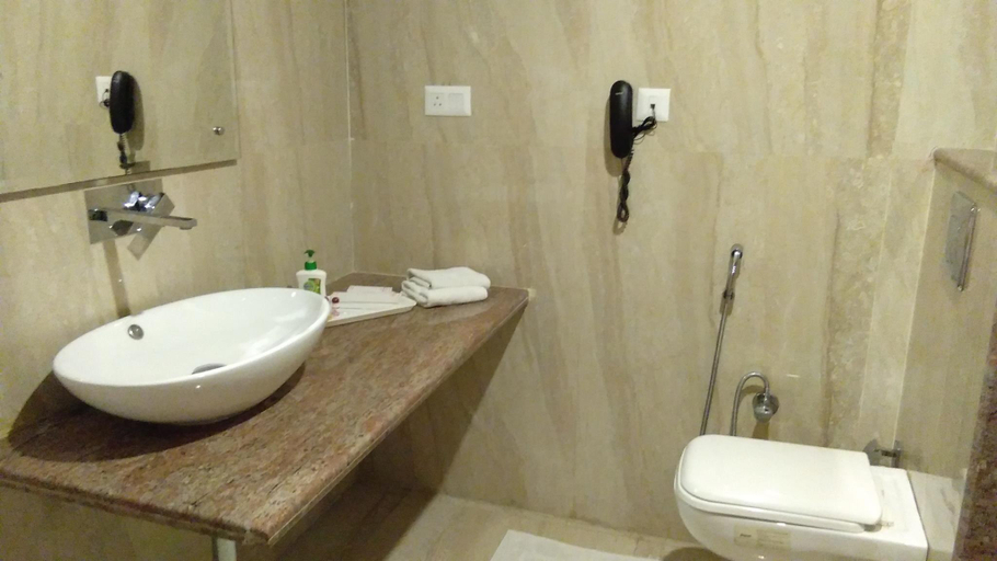 Bathroom 4, ROYAL PARK, Gautam Buddha Nagar