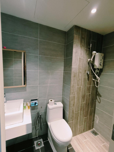 Bathroom 4, Arte plus Jalan Ampang , Gombak