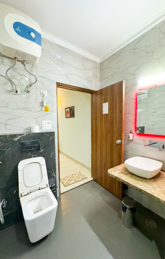 Bathroom 4, Haven Hotel sector 31, Gurgaon