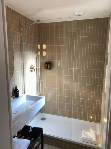 Bathroom 5, Nuage Hôtel, Paris