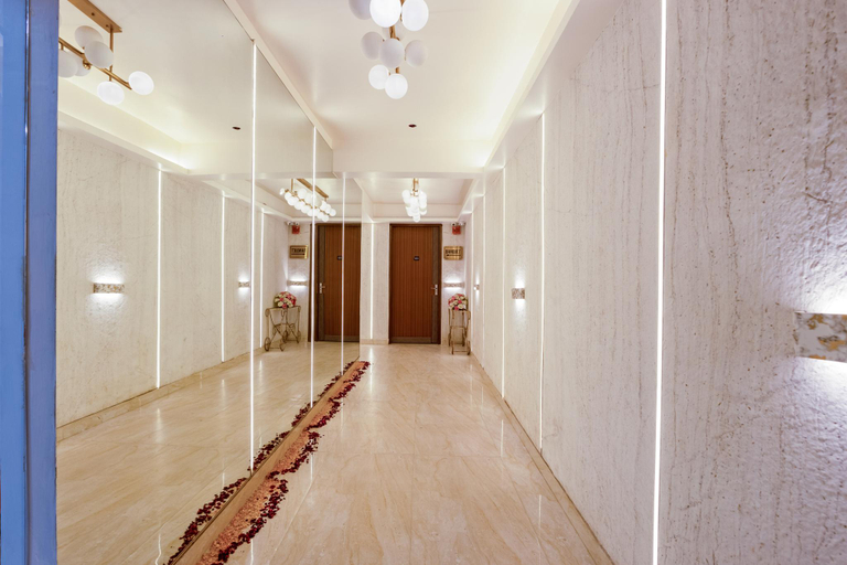 Public Area 2, Aadat Hotel Subhash Chowk Gurgaon, Gurgaon