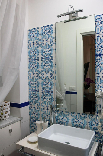 Others 5, B&B Massico Apartments, Napoli