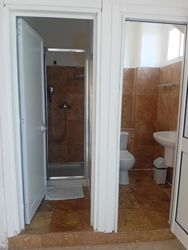 Bathroom 3, Inhawi Boutique Hostel, St Julian's