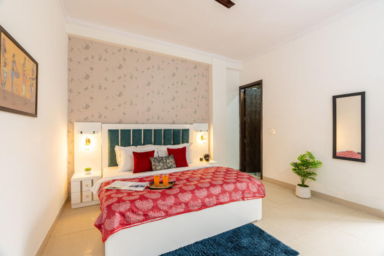 Bedroom 3, Homlee-Vintage 2BHK Apt with Fort/Park View, Delhi