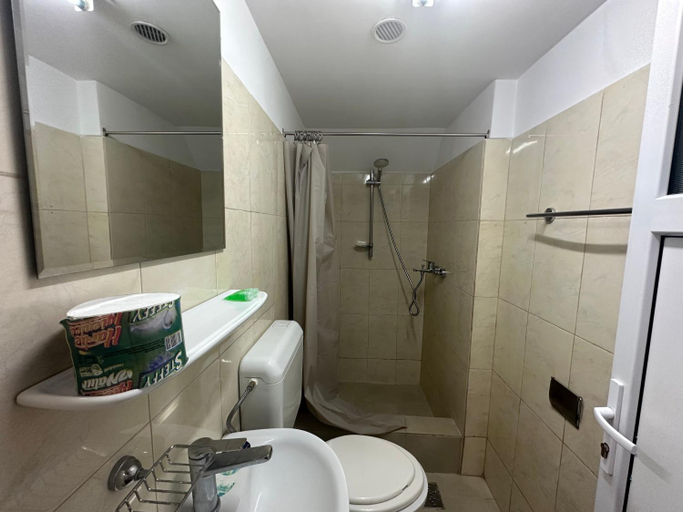 Bathroom 2, Casa Rustic Pitesti 2, Pitesti