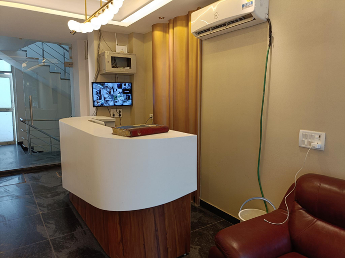 Public Area 2, Hotel Royal Oak- Sector 40, Gurgaon
