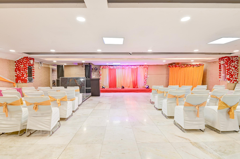 Business Facilities 5, HOTEL MARKS INN & BANQUET , Gautam Buddha Nagar