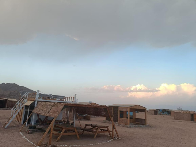 Others 4, Sea sound Camp, Dahab