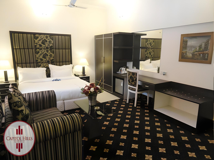 Bedroom 3, Capitol Hills Hotel, Delhi