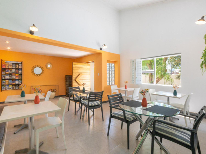 Food & Drinks 5, Cape Town 4U Guesthouse with Pool – Milnerton, City of Cape Town