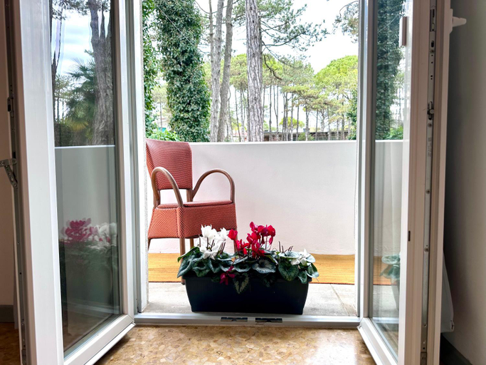Others 4, Villa Amedea, Udine