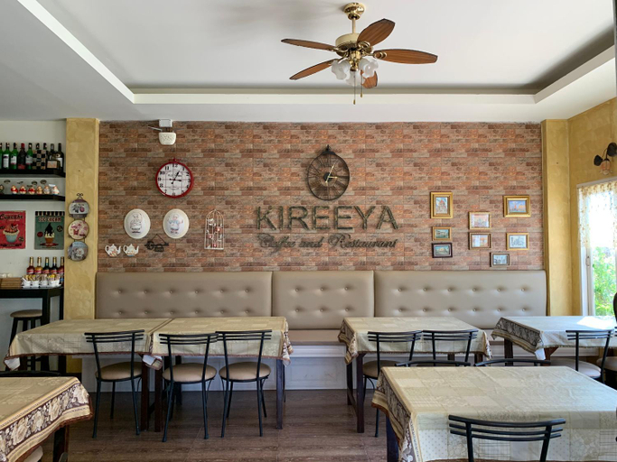 Food & Drinks, Kireeya Villa, Muang Phetchaburi