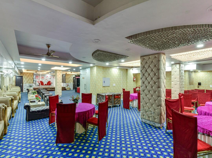 Food & Drinks, Hotel Mona Regency, Delhi