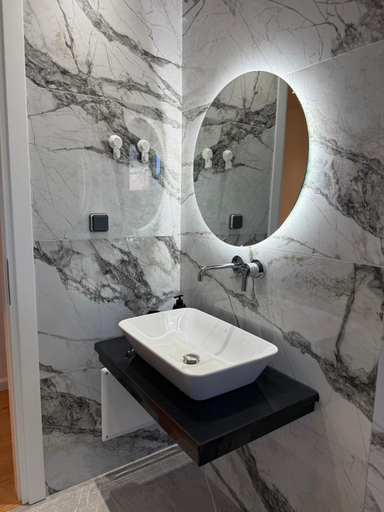 Bathroom 3, Vironas Hotel, Vlorës