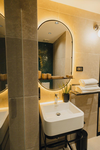 Bathroom 4, Hotel Flaneur, Belgrade