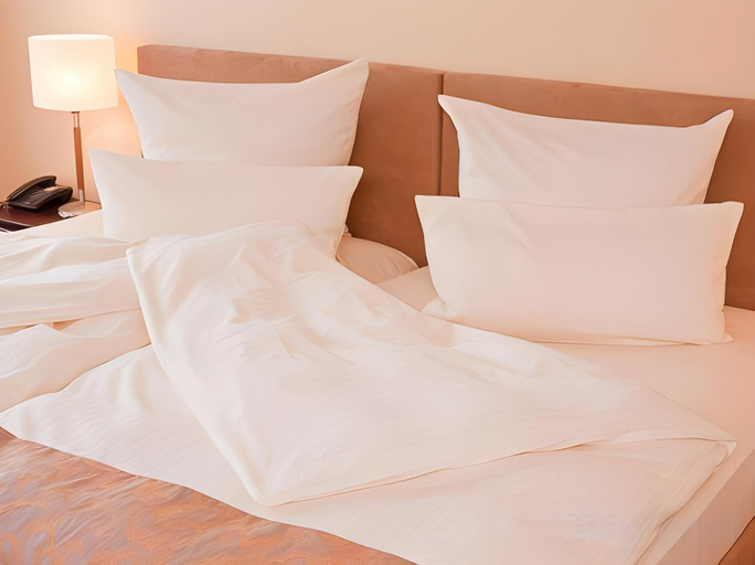 Bedroom 2, Carathotel Basel/Weil am Rhein, Lörrach
